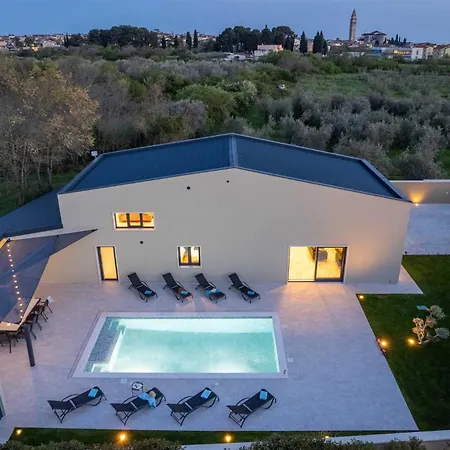 Cesarica By Kompas Vodnjan