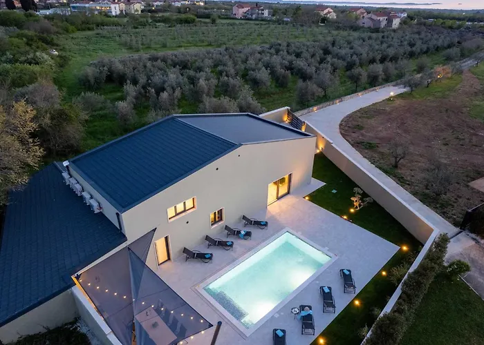 Villa Cesarica By Kompas Vodnjan